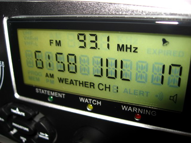 Vector-Stormtracker-Weather-Alert-Radio-TV-018