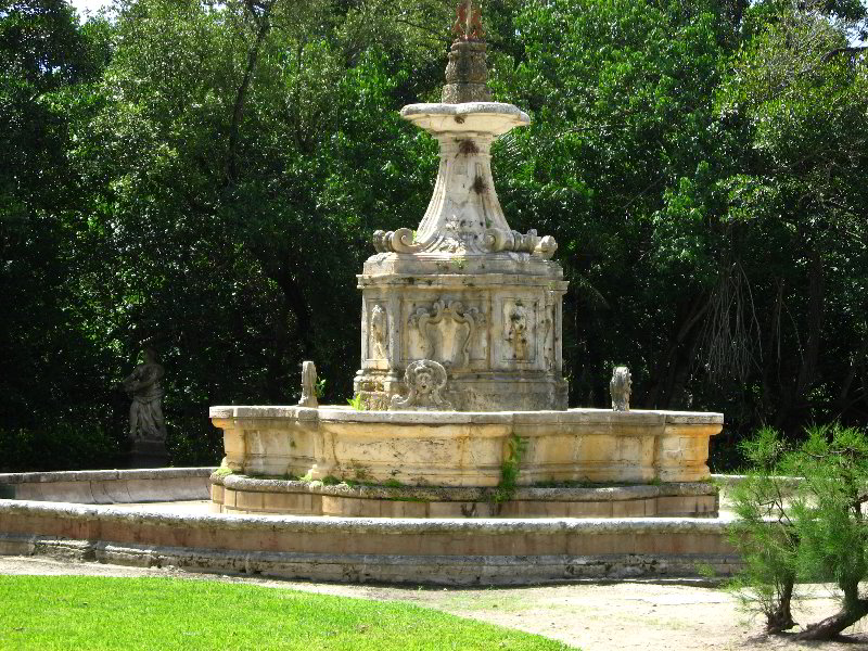 Vizcaya-Museum-Gardens-Miami-Florida-063