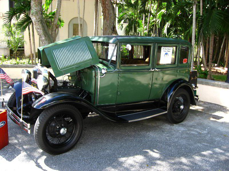 Vizcaya-Village-Antique-Auto-Show-004