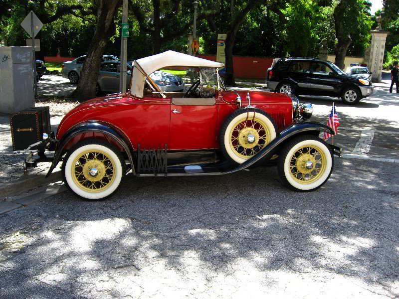 Vizcaya-Village-Antique-Auto-Show-009