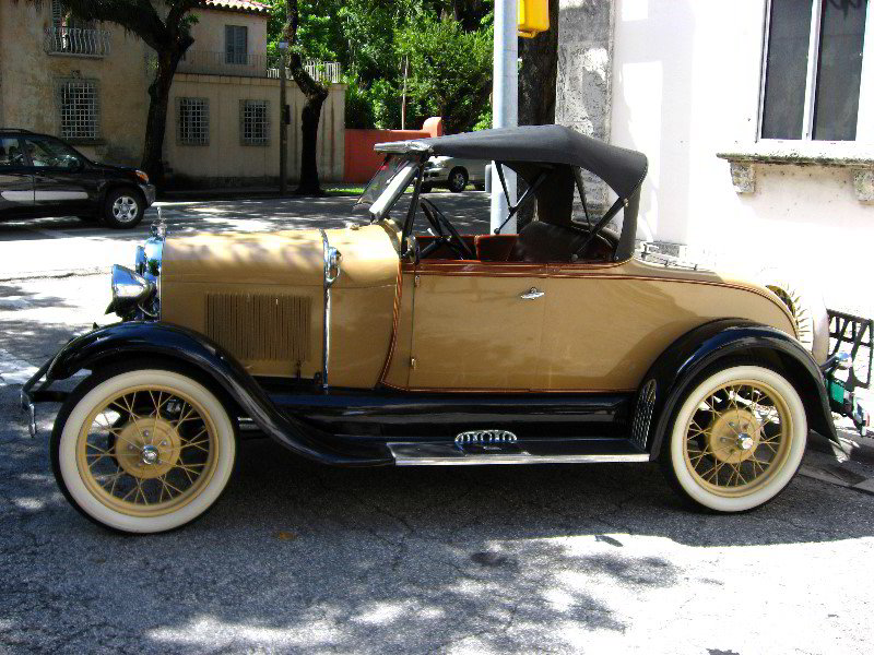 Vizcaya-Village-Antique-Auto-Show-010