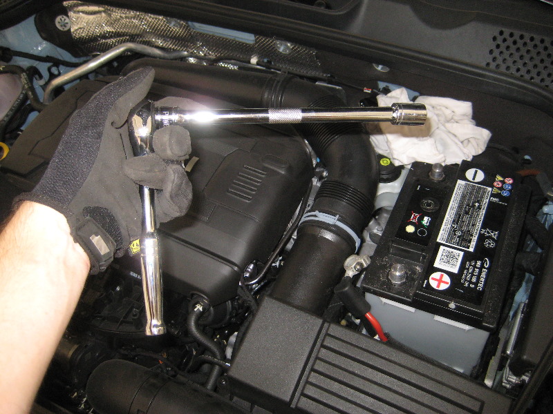 VW-Beetle-12-Volt-Automotive-Battery-Replacement-Guide-011