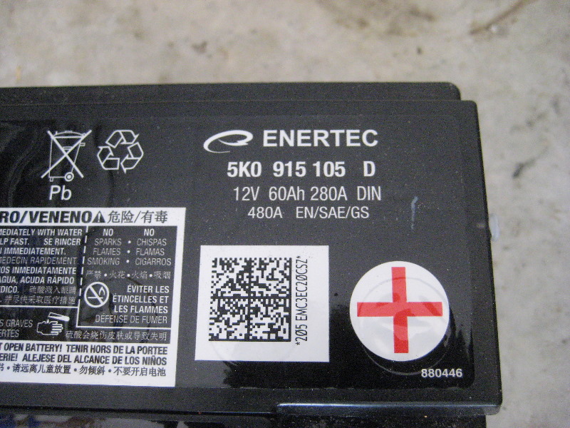 VW-Beetle-12-Volt-Automotive-Battery-Replacement-Guide-014