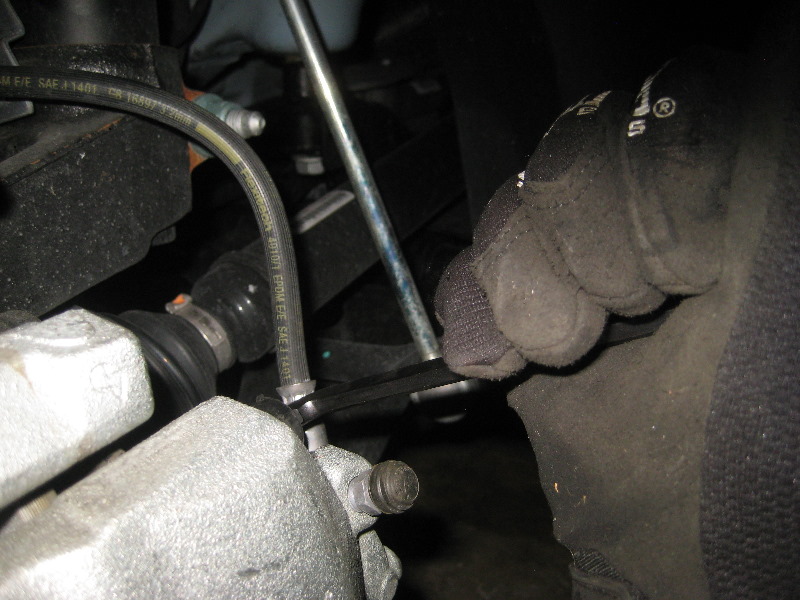 VW-Beetle-Front-Disc-Brake-Pads-Replacement-Guide-041