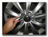 VW-Beetle-Front-Disc-Brake-Pads-Replacement-Guide-008