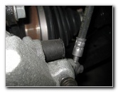 VW-Beetle-Front-Disc-Brake-Pads-Replacement-Guide-013