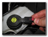 VW-Beetle-Front-Disc-Brake-Pads-Replacement-Guide-032