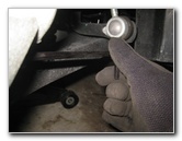 VW-Beetle-Front-Disc-Brake-Pads-Replacement-Guide-040