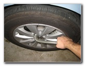 VW-Beetle-Front-Disc-Brake-Pads-Replacement-Guide-052