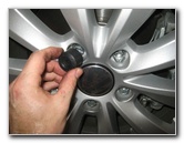 VW-Beetle-Front-Disc-Brake-Pads-Replacement-Guide-053