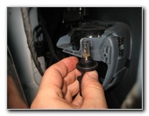 VW-Beetle-Front-Turn-Signal-Light-Bulb-Replacement-Guide-014