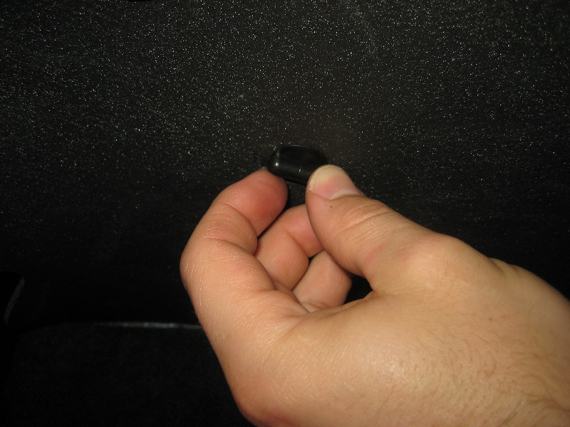 VW-Beetle-Cabin-Air-Filter-Replacement-Guide-029