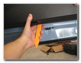 VW-Beetle-Interior-Door-Panel-Removal-Guide-014