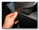 VW-Beetle-Interior-Door-Panel-Removal-Guide-034