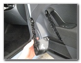 VW-Beetle-Interior-Door-Panel-Removal-Guide-042