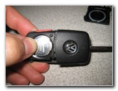 VW-Beetle-Key-Fob-Battery-Replacement-Guide-012