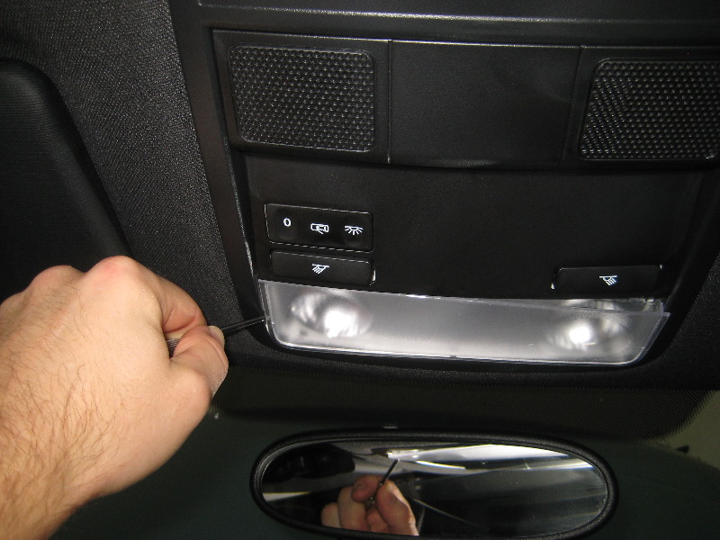 VW-Beetle-Overhead-Map-Light-Bulbs-Replacement-Guide-003