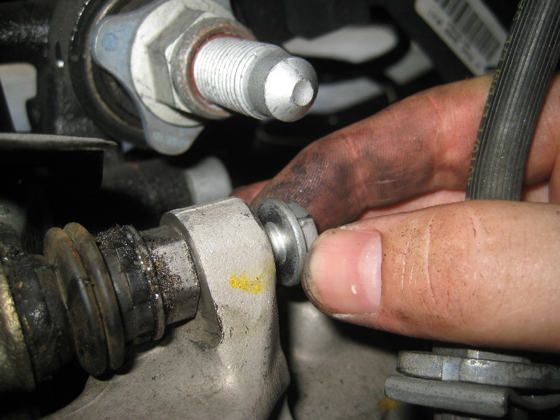 VW-Beetle-Rear-Disc-Brake-Pads-Replacement-Guide-028