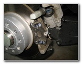 VW-Beetle-Rear-Disc-Brake-Pads-Replacement-Guide-017
