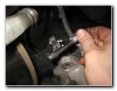 VW-Beetle-Rear-Disc-Brake-Pads-Replacement-Guide-025