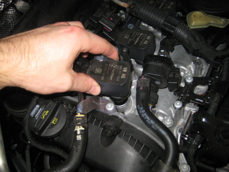 VW-Beetle-TSI-Turbocharged-I4-Engine-Spark-Plugs-Replacement-Guide-014