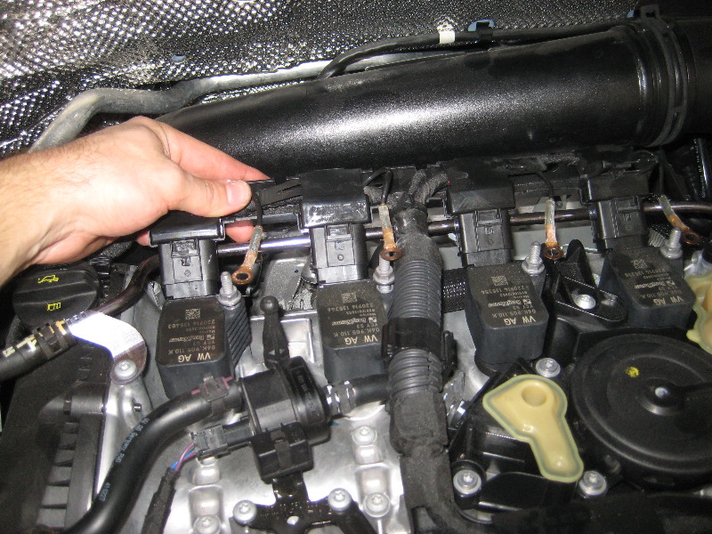VW-Beetle-TSI-Turbocharged-I4-Engine-Spark-Plugs-Replacement-Guide-028
