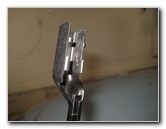 VW-Beetle-Windshield-Window-Wiper-Blades-Replacement-Guide-010