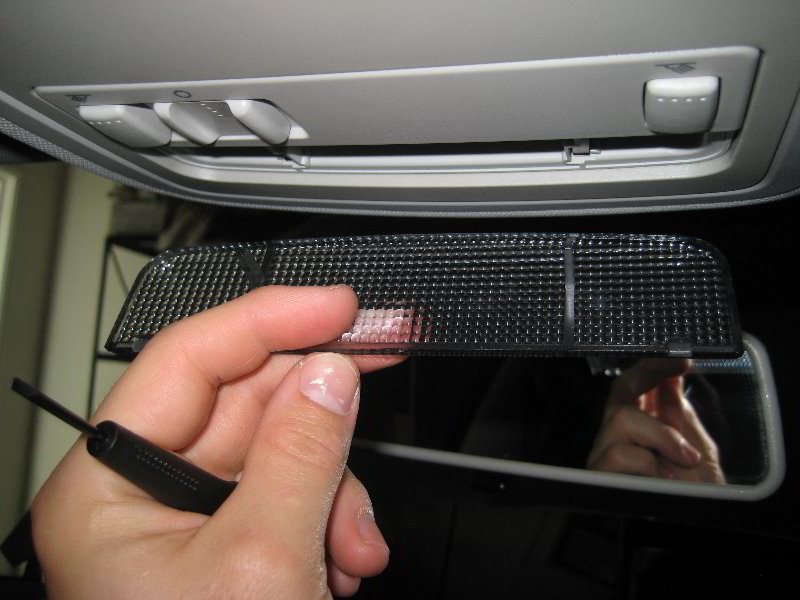 VW-Jetta-Dome-Map-Light-Bulbs-Replacement-Guide-003