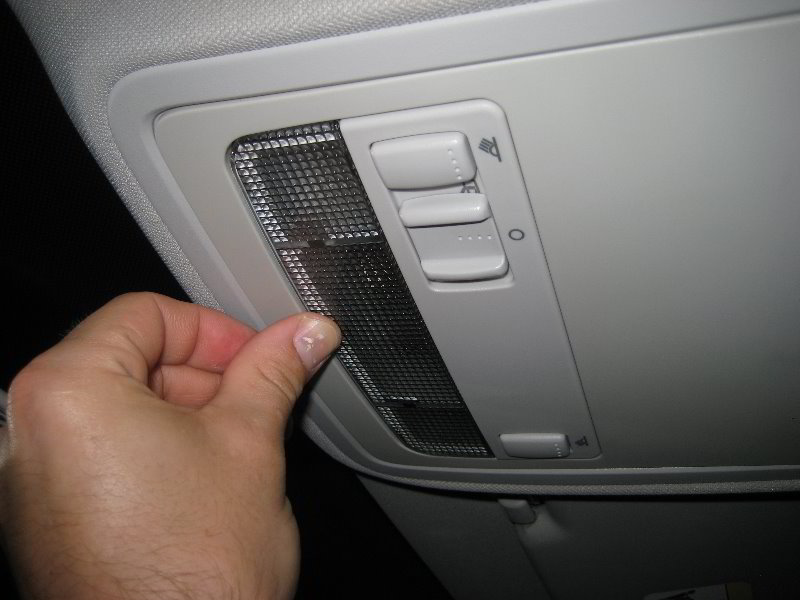 VW-Jetta-Dome-Map-Light-Bulbs-Replacement-Guide-014