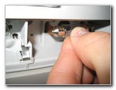 VW-Jetta-Dome-Map-Light-Bulbs-Replacement-Guide-010