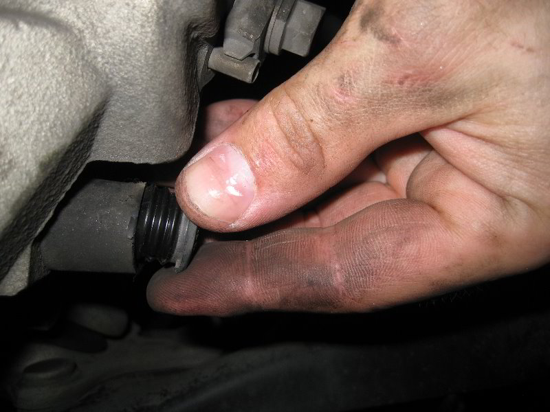 VW-Jetta-Front-Brake-Pads-Replacement-Guide-042