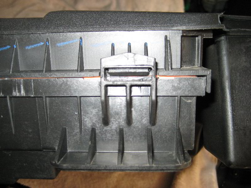VW-Jetta-I5-Engine-Air-Filter-Replacement-Guide-026
