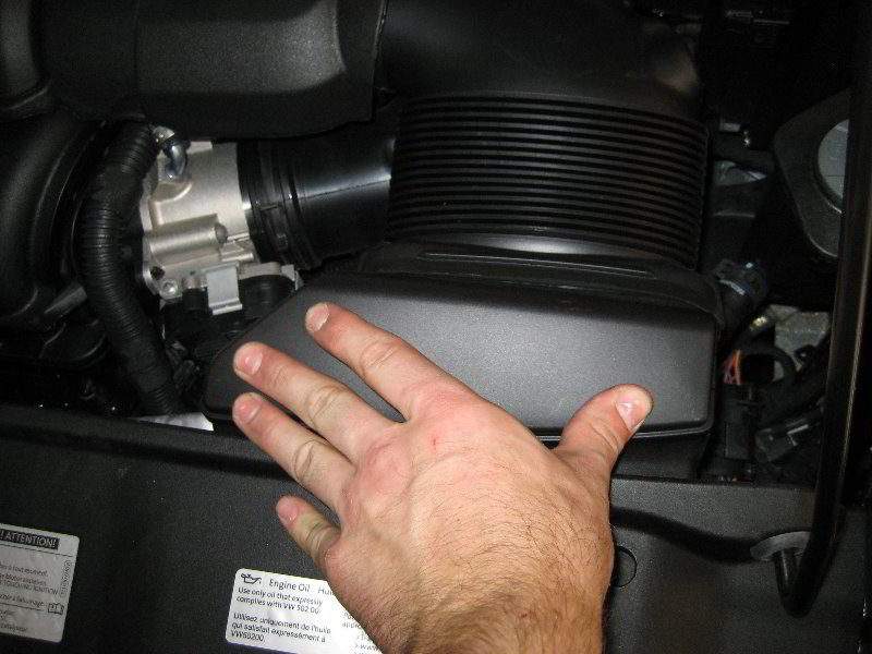 VW-Jetta-I5-Engine-Air-Filter-Replacement-Guide-036