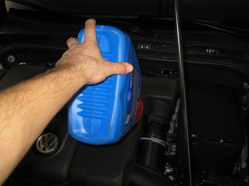 VW-Jetta-I5-Engine-Oil-Change-Filter-Replacement-Guide-027