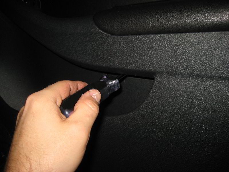VW-Jetta-Interior-Door-Panel-Speaker-Replacement-Guide-051