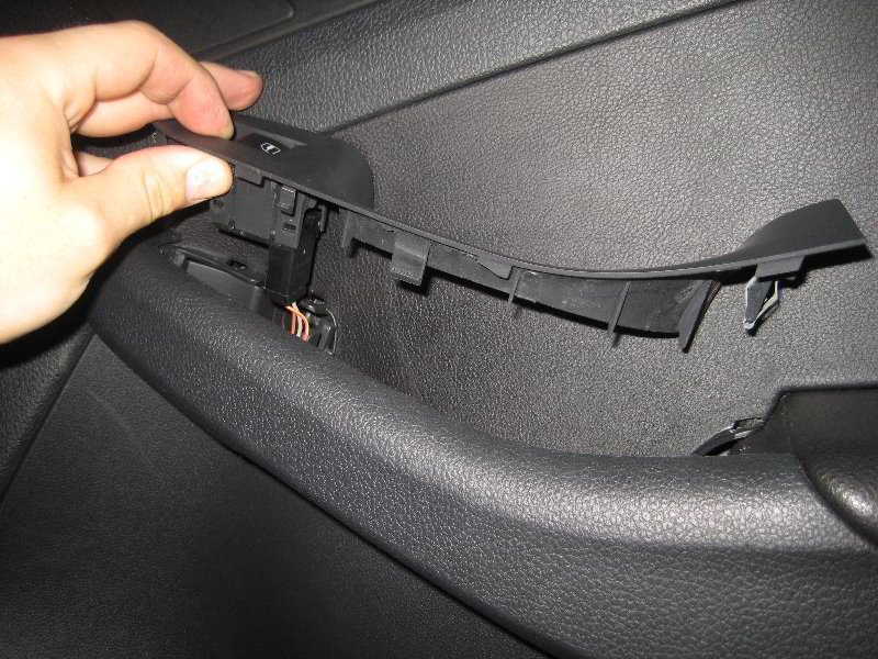 VW-Jetta-Interior-Door-Panel-Speaker-Replacement-Guide-058