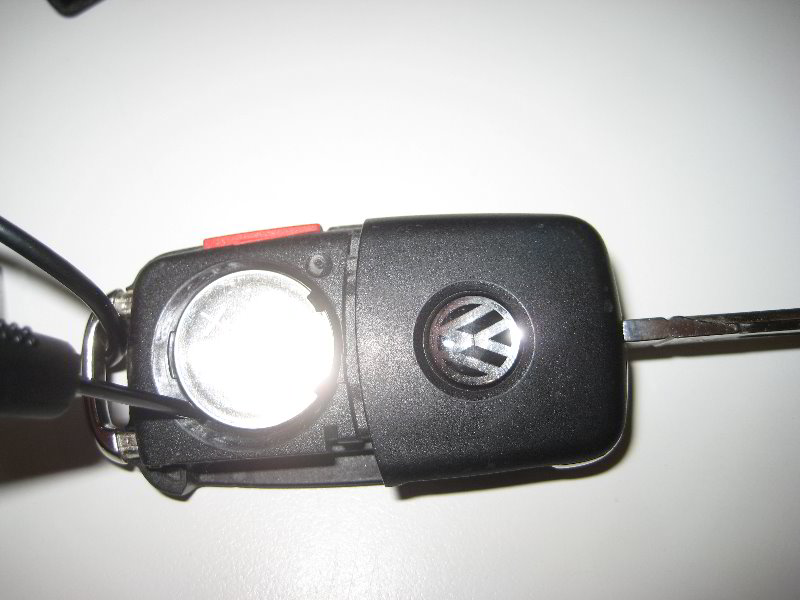 VWJettaKeyFobBatteryReplacementGuide007