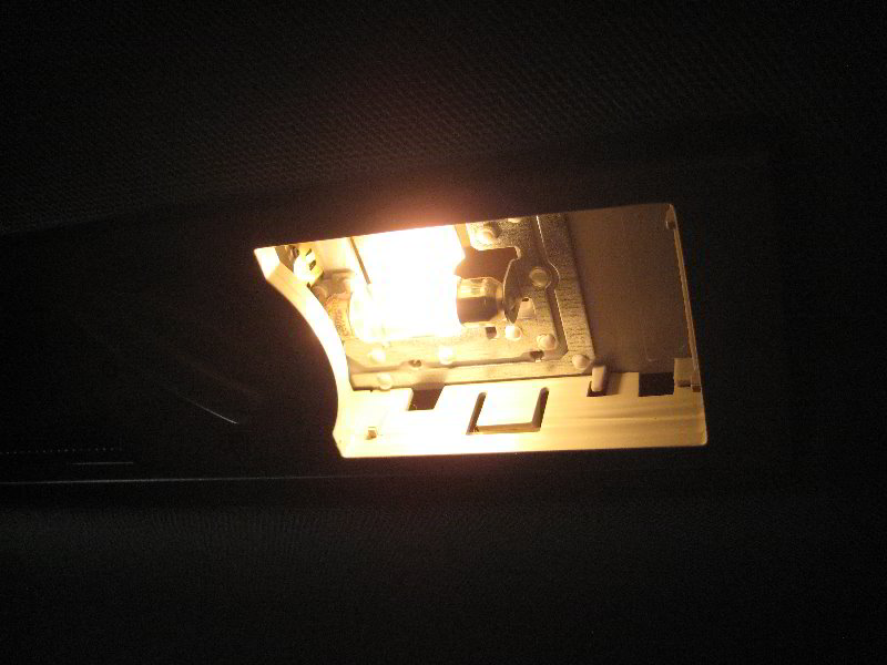 VW-Jetta-Rear-Passenger-Reading-Light-Bulbs-Replacement-Guide-009