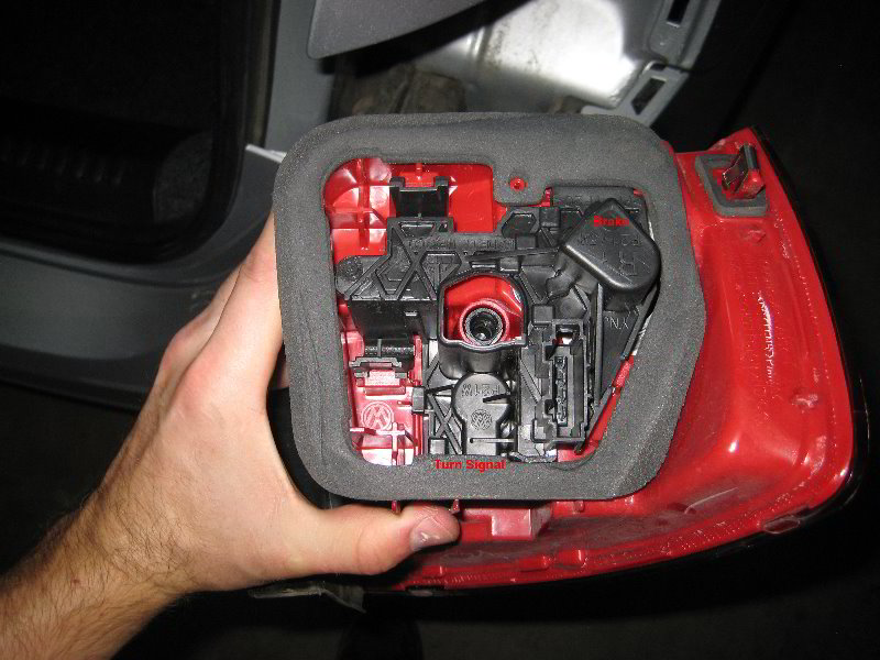 VW-Jetta-Tail-Light-Bulbs-Replacement-Guide-009