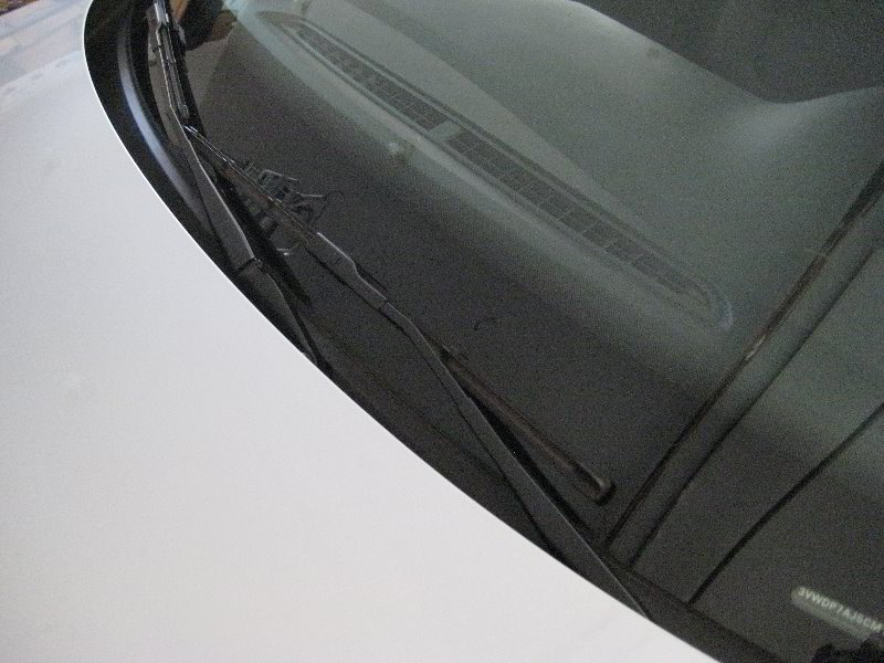 VWJettaWindshieldWiperBladesReplacementGuide001
