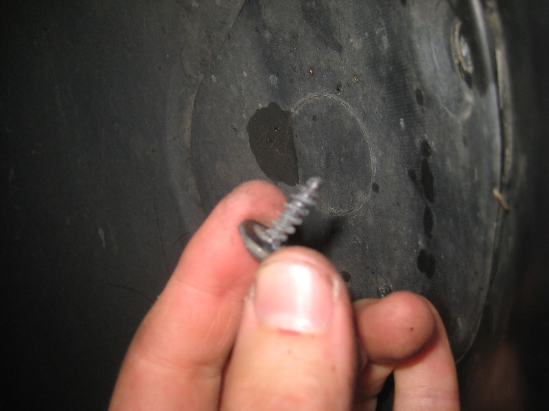 2012-2015-VW-Passat-Headlight-Bulbs-Replacement-Guide-058