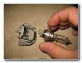 2012-2015-VW-Passat-Headlight-Bulbs-Replacement-Guide-007