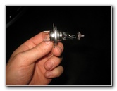 2012-2015-VW-Passat-Headlight-Bulbs-Replacement-Guide-020