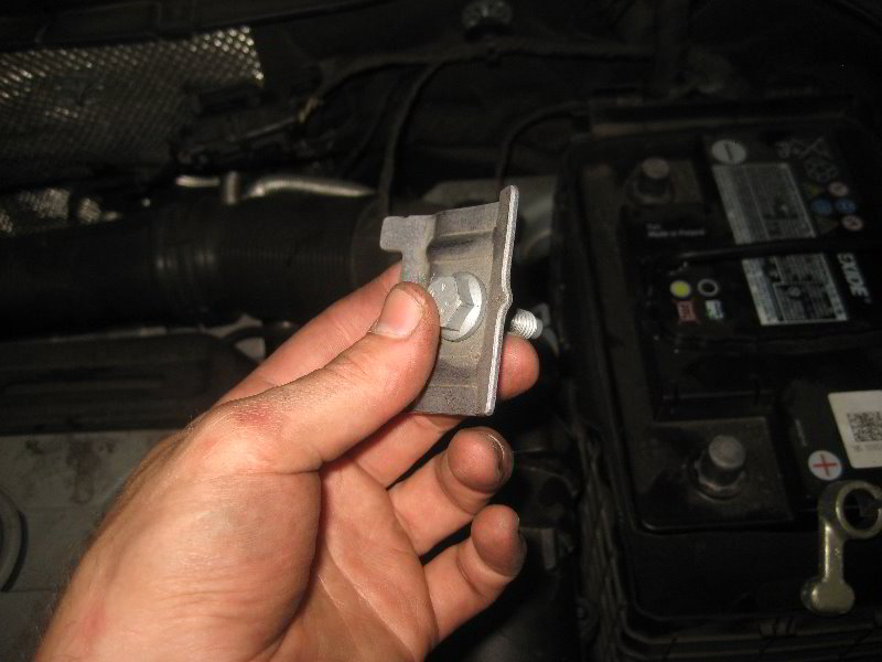 VW-Tiguan-12V-Automotive-Battery-Replacement-Guide-022