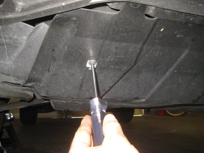 VW-Tiguan-Engine-Oil-Change-Guide-005