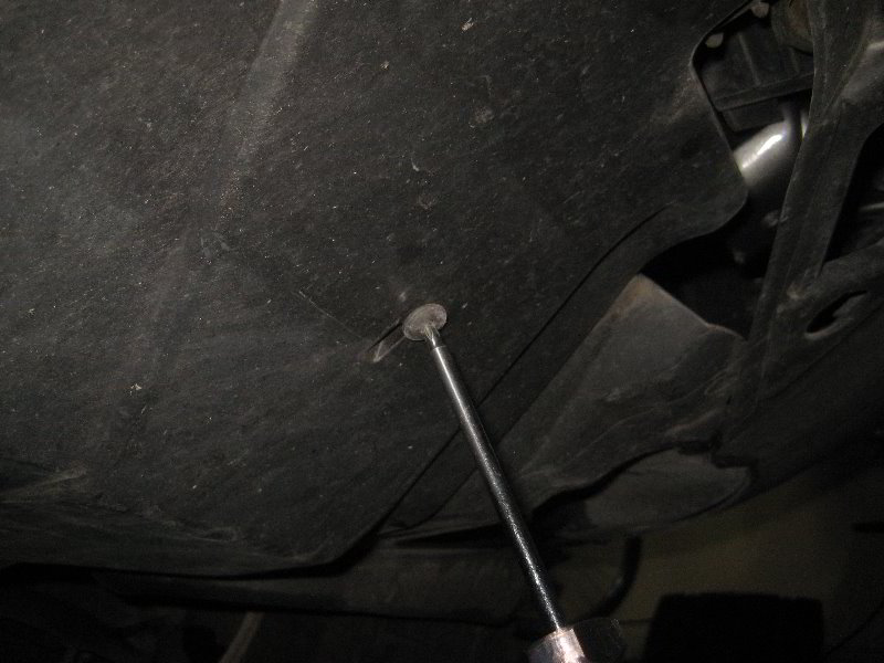 VW-Tiguan-Engine-Oil-Change-Guide-007