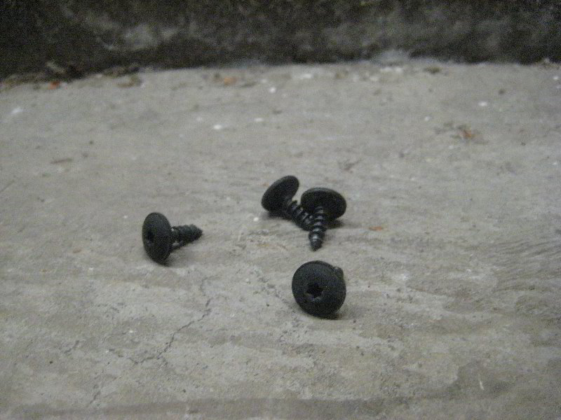 VW-Tiguan-Engine-Oil-Change-Guide-008