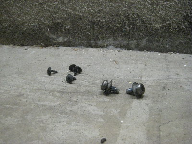 VW-Tiguan-Engine-Oil-Change-Guide-013