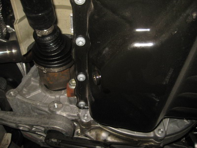 VWTiguanEngineOilChangeGuide016