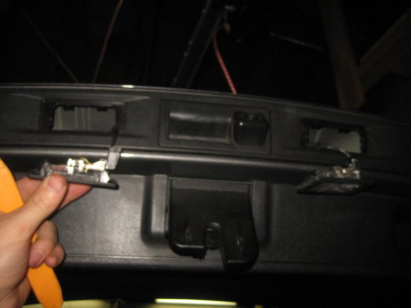 VW-Tiguan-License-Plate-Light-Bulbs-Replacement-Guide-011